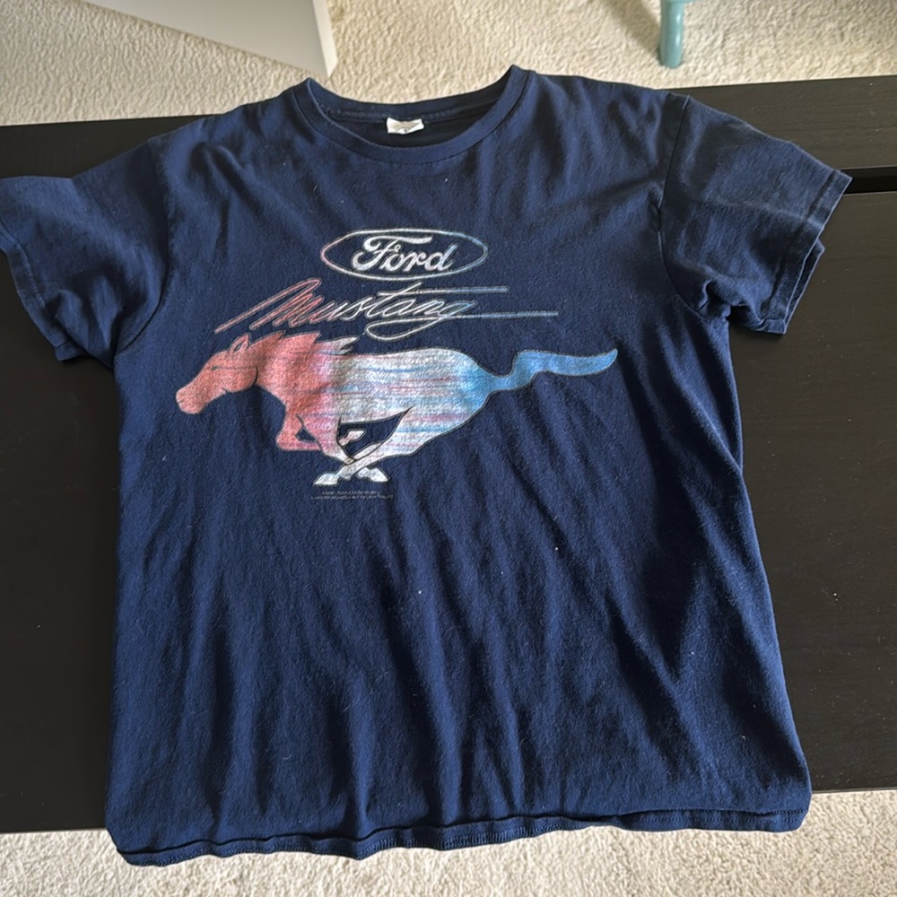 Vintage Mustang Graphic Tee